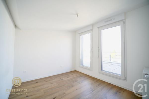 Appartement F4 à vendre  4 pièces - 78,81 m2 SERRIS - 77