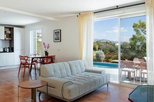 L’élégance suspendue entre mer et collines à Nice