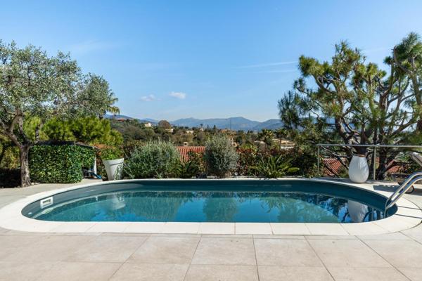 L’élégance suspendue entre mer et collines à Nice