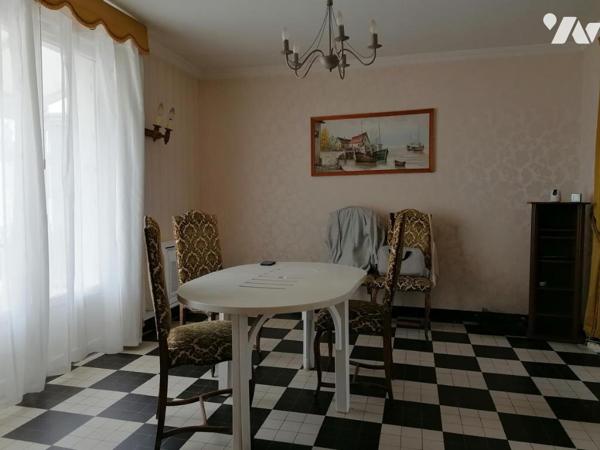 PAVILLON SUR SOUS-SOL
