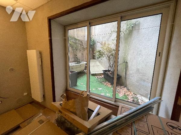 AIX-EN-PROVENCE 13100, 2 RUE PAVILLON proche parking CARNOT, appartement en RDC,
double destination