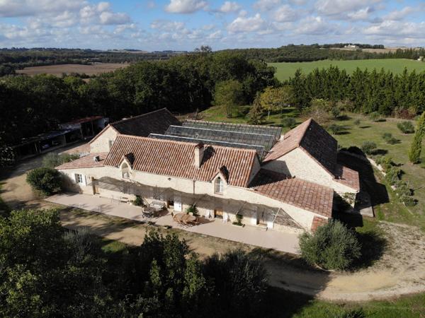 Belle Propriété avec Piscine et 6 hectares sur Condom