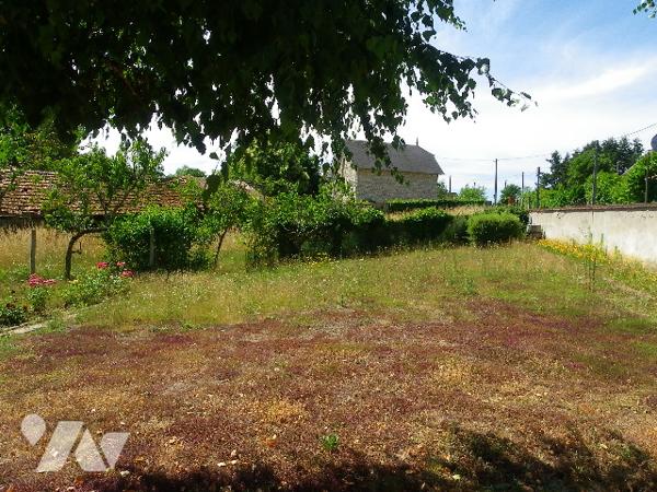 Maison de 112 m² hab env de 3 chambres située proche de toutes commodités.