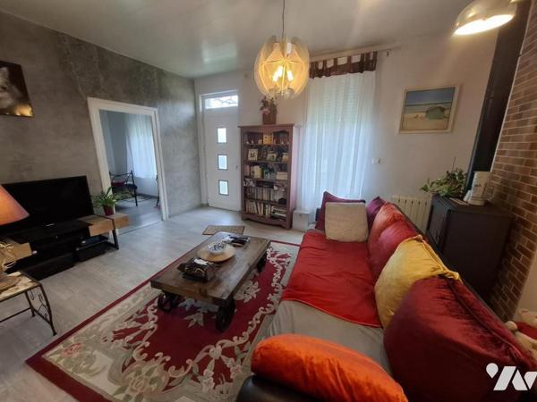 Belle maison atypique en brique de 84 m² hab à PONS à 800m à pied du centre ville 