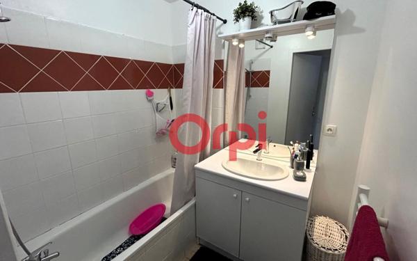 Appartement à louer    2 pièces • 39 m2 Annemasse