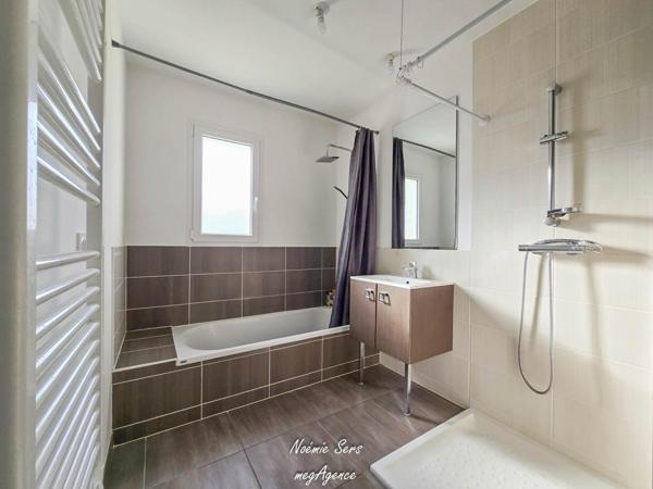 Maison à ANDREZE, 49600 - 5 pièces 88m²