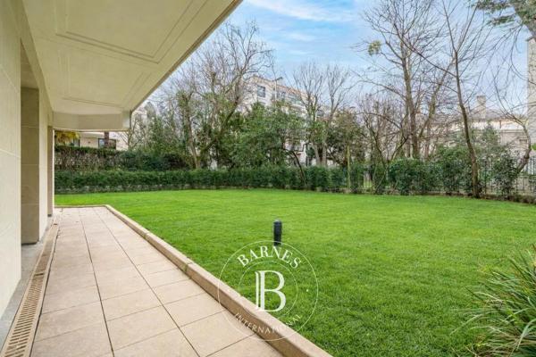 Neuilly-sur-Seine, Appartement 4 Chambres -  186 m² à vendre