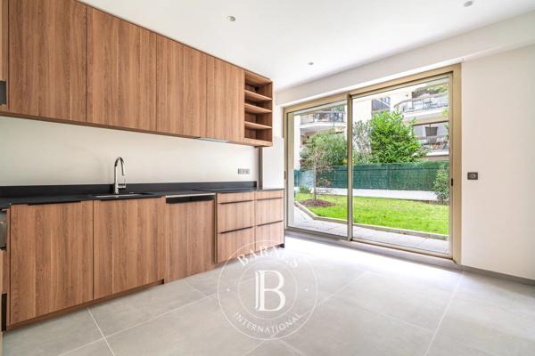 Neuilly-sur-Seine, Appartement 4 Chambres -  186 m² à vendre