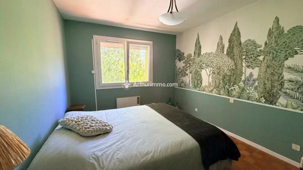 Vente                                                      Maison
                        
                     5 pièces                      116 m2                     à Millau