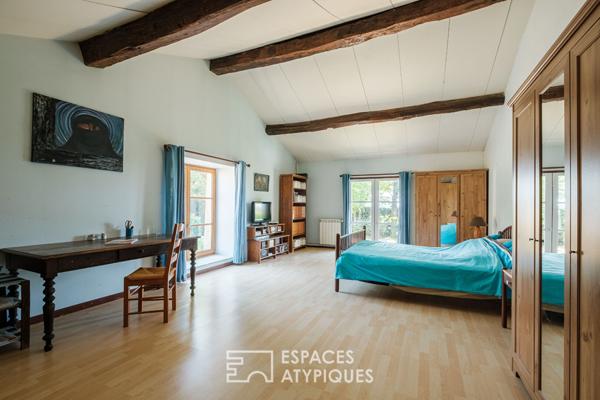 Propriété avec piscine à fort potentiel en pleine nature