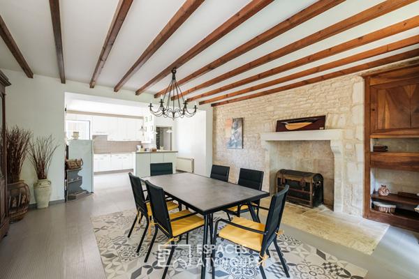 Propriété avec piscine à fort potentiel en pleine nature