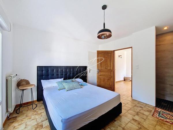 Maison T6 5 chambres 150 m² piscine