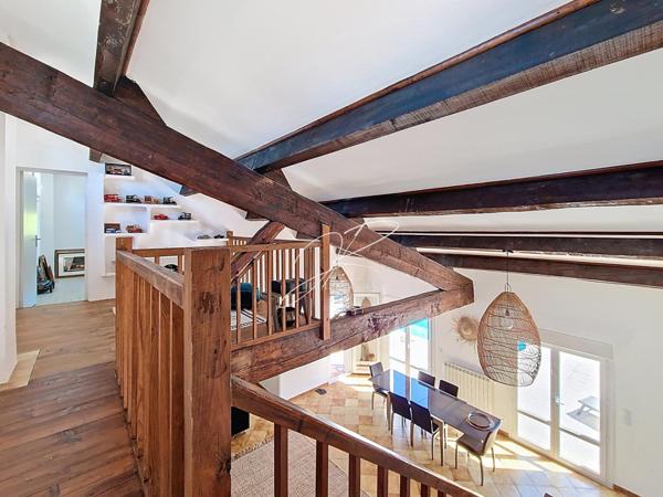 Maison T6 5 chambres 150 m² piscine