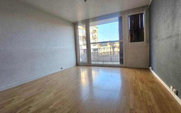 Appartement à vendre    3 pièces • 57 m2 Reims