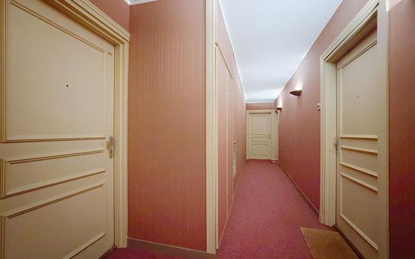 Appartement à vendre    2 pièces • 44,30 m2 Paris 5