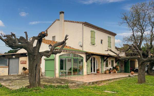 Maison à vendre    5 pièces •  Béziers