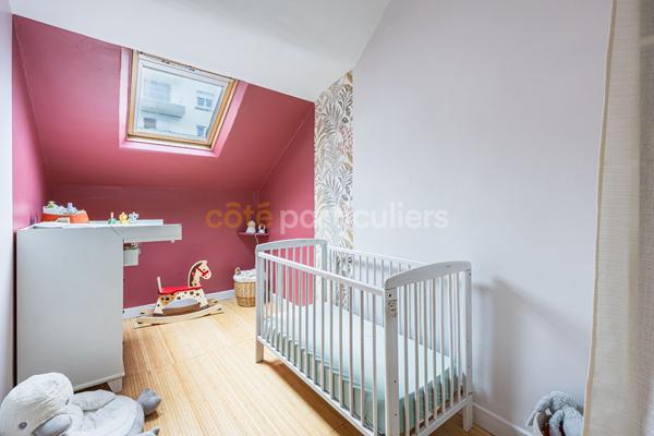 Vente
                Maison119,3 m² - 7 Pièces -
                    NANTES (44200)