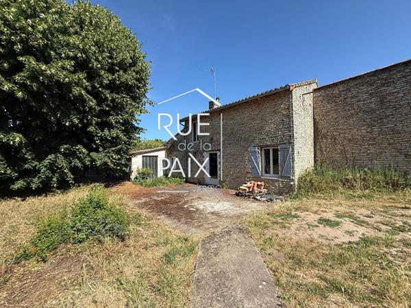 86330 MARTAIZE ensemble de deux Maisons Martaize