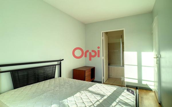 Appartement à louer    2 pièces •  Suresnes