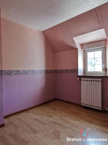 Maison sur près d'1 ha 40 à Jublains