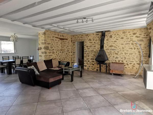 Maison sur près d'1 ha 40 à Jublains