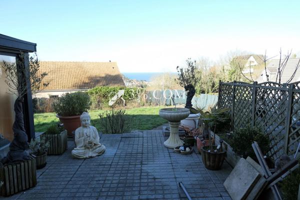 Villa 6 pièce(s) 3 chambre(s) 132 m²