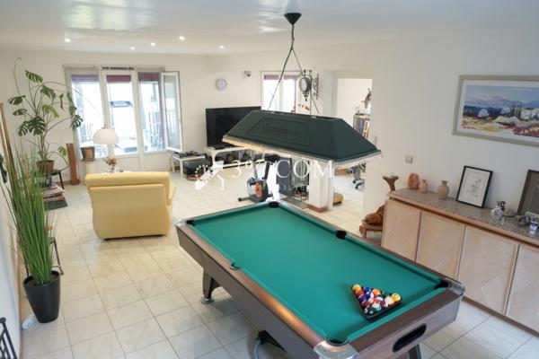 Villa 6 pièce(s) 3 chambre(s) 132 m²