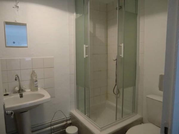 JOLI F2 MEUBLÉ EN HYPER CENTRE