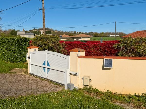 Maison à vendre 5 pièces CASTELNAU MAGNOAC (65) - 142 m2 avec piscine - 4263 m2 de terrain
