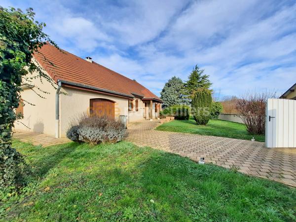 Vente Maison81 m² - 4 Pièces - PETIT NOIR (39120)