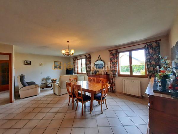 Vente Maison81 m² - 4 Pièces - PETIT NOIR (39120)