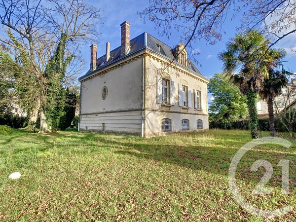 Maison à vendre  8 pièces - 257,93 m2 VILLENEUVE SUR LOT - 47