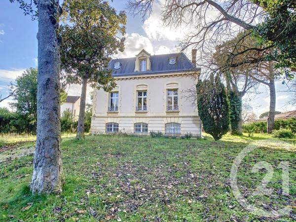 Maison à vendre  8 pièces - 257,93 m2 VILLENEUVE SUR LOT - 47