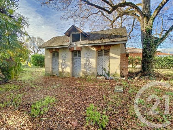 Maison à vendre  8 pièces - 257,93 m2 VILLENEUVE SUR LOT - 47