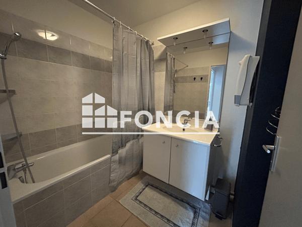 Location Appartement meublé 2 pièces 47.92 m² - RES LES BALCONS D AGEN 129 AVENUE LEON BLUM APPT B7 Agen 47000