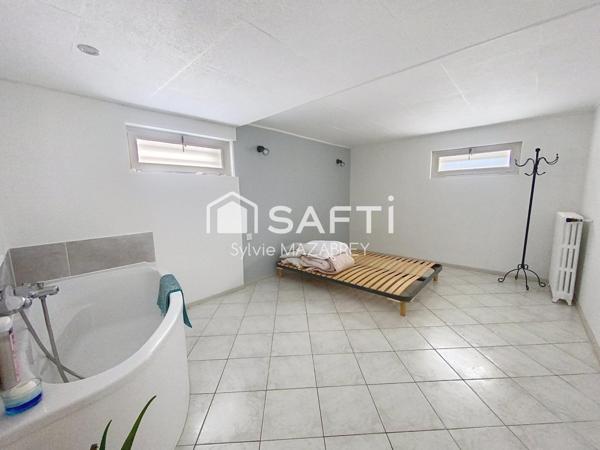 À vendre – Maison 3 chambres avec sous-sol total, dépendances et garage –