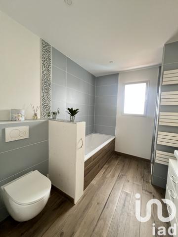 House for sale 7 rooms 155 m² Dompierre-sur-Mer