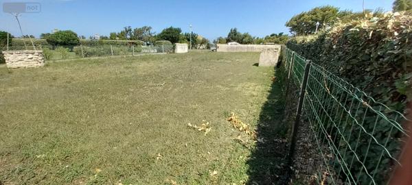 Terrain à Batir à vendre à Saint-Denis-d'Oléron en Charente-Maritime (17650), ref : DD/JOM/25-33   
La Morelière