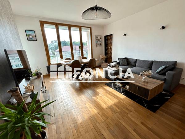 Location Appartement meublé 4 pièces 89.34 m² - 4 RUE JACQUART Amiens 80000