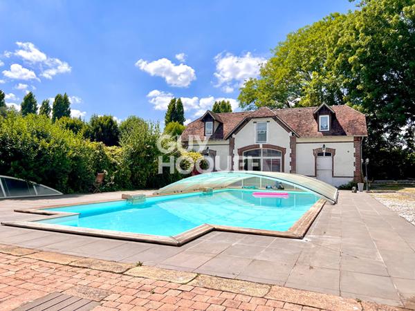 PROPRIÉTÉ HISTORIQUE AVEC POTENTIEL GITE ET ÉVÉNEMENTIEL À 1H DE PARIS