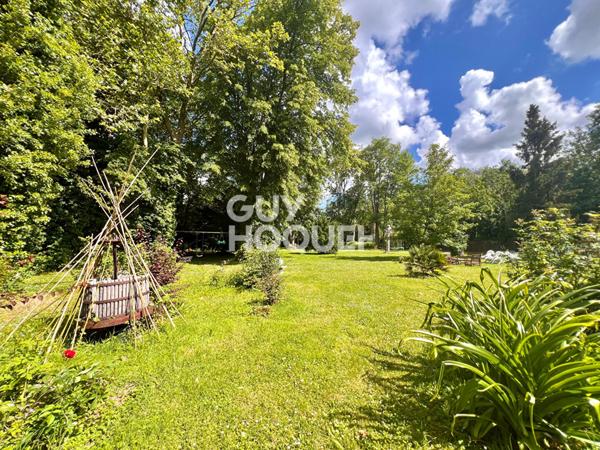 PROPRIÉTÉ HISTORIQUE AVEC POTENTIEL GITE ET ÉVÉNEMENTIEL À 1H DE PARIS