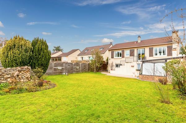 Maison 5 pièces Villebon Sur Yvette 570m2