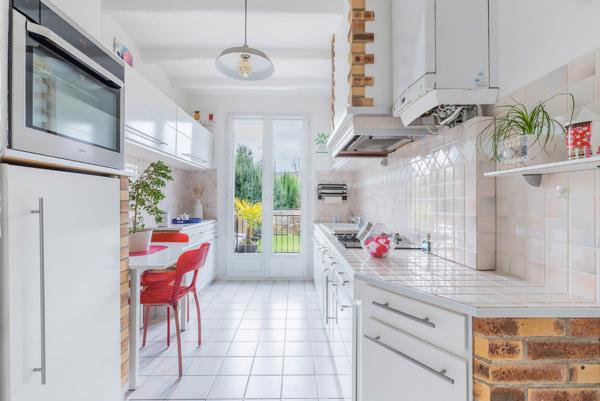 Maison 5 pièces Villebon Sur Yvette 570m2