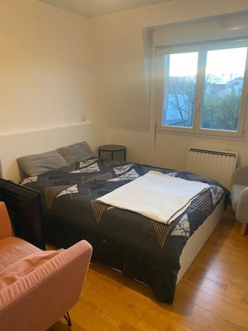 VAUJOURS Duplex 4 pièces - 96 m2 avec jardin et deux places de stationnement