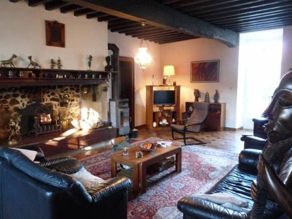 Grande propriété avec maison de maître, garage, atelier et dépendances sur parc