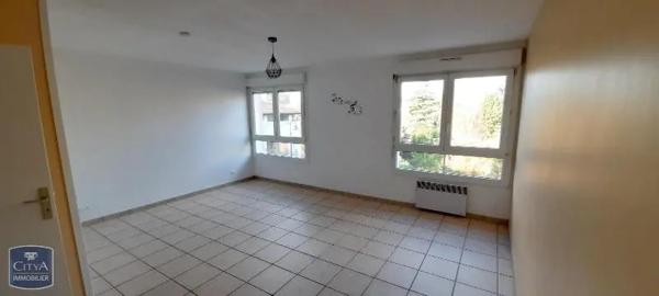 Appartement à louer 1 pièce 33.1m² Mont-de-Marsan (40000)