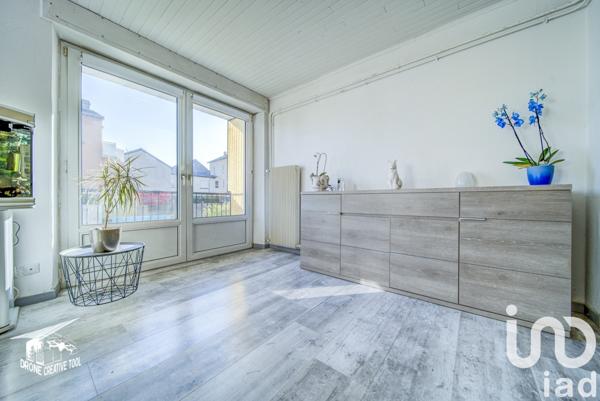 Appartement 4 pièces de 82 m² à Clouange (57185)