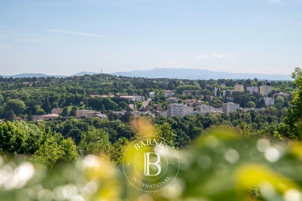 Sainte-Foy-lès-Lyon, Maison 5 Chambres -  300 m² à vendre