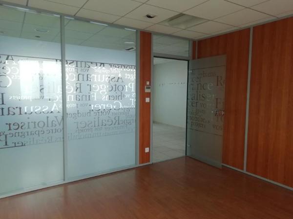 Local commercial à vendre 236m²