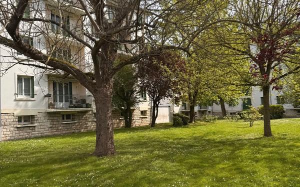 Appartement à vendre    3 pièces • 73 m2 Nevers